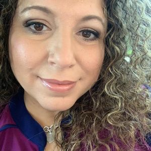 Meet your Posher, Tania